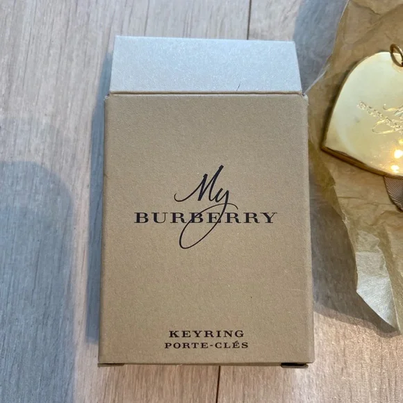 BURBERRY✨ - Picture 6 of 6
